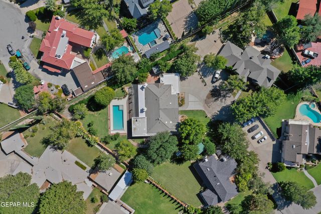 5238 WHITE OAK Drive, El Paso, TX 79932