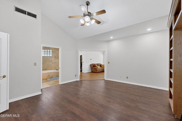 5238 WHITE OAK Drive, El Paso, TX 79932