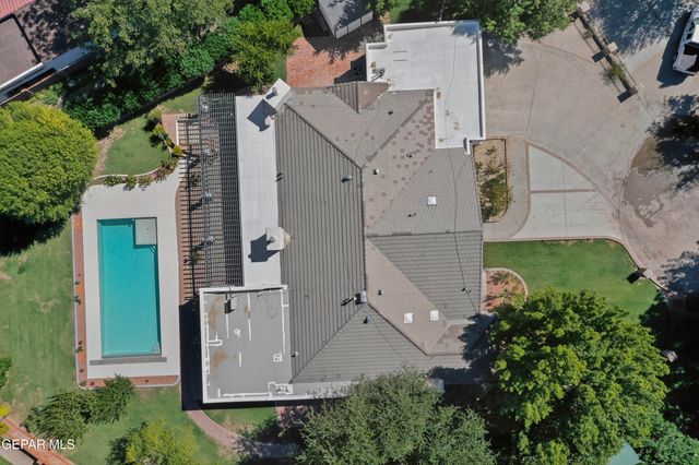 5238 WHITE OAK Drive, El Paso, TX 79932