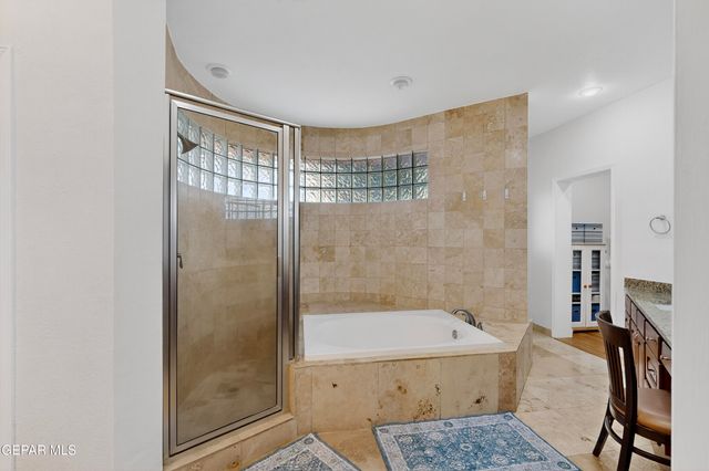 5238 WHITE OAK Drive, El Paso, TX 79932