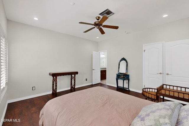 5238 WHITE OAK Drive, El Paso, TX 79932