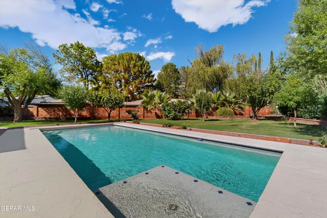 5238 WHITE OAK Drive, El Paso, TX 79932