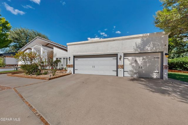 5238 WHITE OAK Drive, El Paso, TX 79932