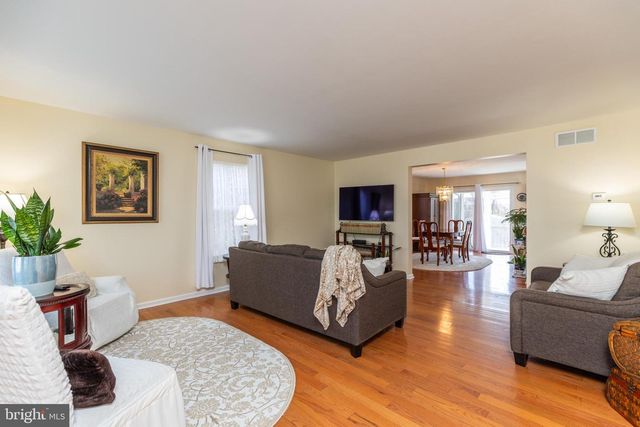 32 SALERNO DR, Smyrna, DE 19977