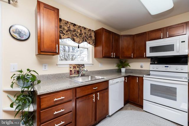 32 SALERNO DR, Smyrna, DE 19977