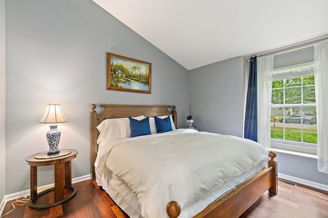 1531 Cumberland Parkway, Algonquin, IL 60102