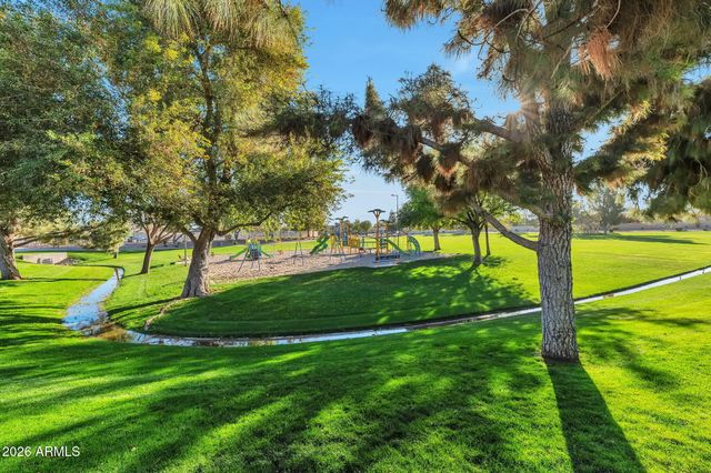 1612 E LAUREL Avenue, Gilbert, AZ 85234