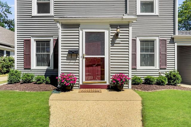 5008 N Elkhart AVENUE, Whitefish Bay, WI 53217
