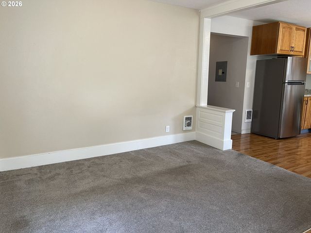 1017 5TH St, Oregon City, OR 97045