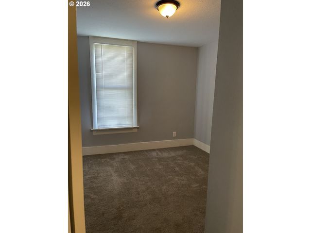 1017 5TH St, Oregon City, OR 97045