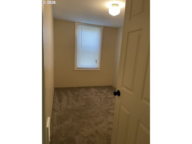 1017 5TH St, Oregon City, OR 97045