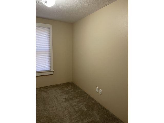 1017 5TH St, Oregon City, OR 97045