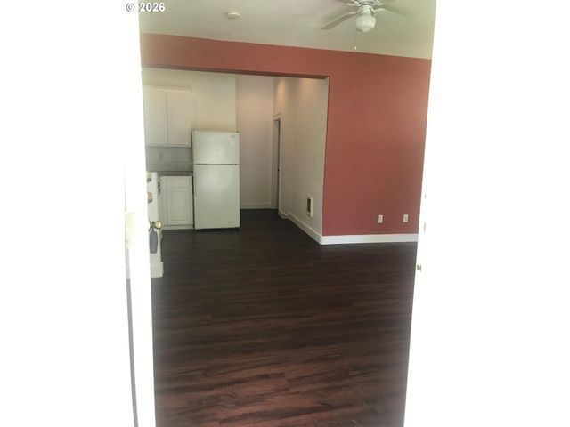 1017 5TH St, Oregon City, OR 97045