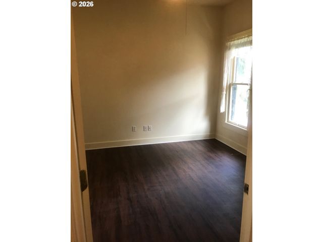 1017 5TH St, Oregon City, OR 97045