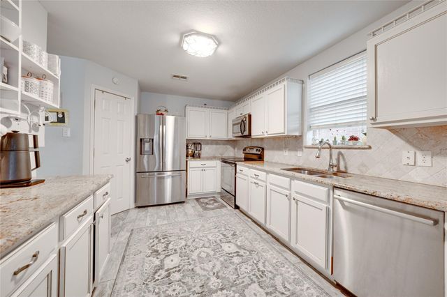 3004 Lake Vista Drive, Wylie, TX 75098