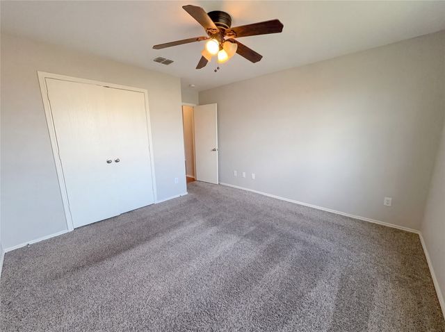 1006 Blackberry Trail, Lancaster, TX 75134