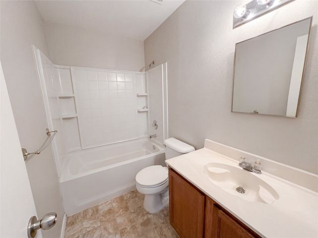 1006 Blackberry Trail, Lancaster, TX 75134