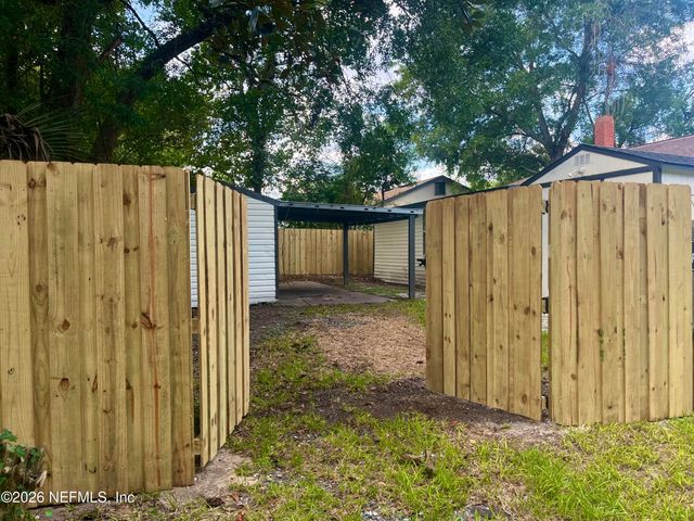4802 LOUISA Terrace, Jacksonville, FL 32205