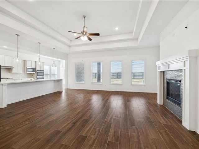 11903 Oakwood Drive, Mont Belvieu, TX 77535