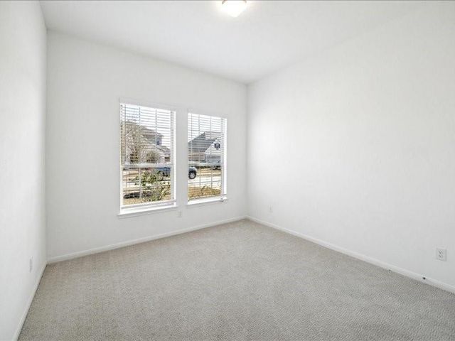 11903 Oakwood Drive, Mont Belvieu, TX 77535