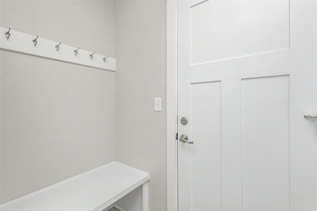 3055 Fairfield Drive, Waukee, IA 50263