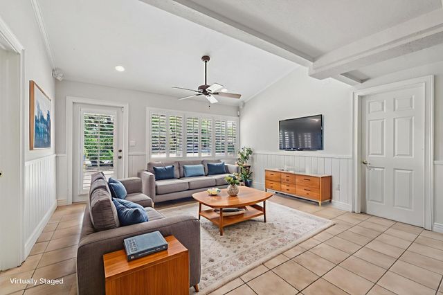 1709 NE 28th Drive, Wilton Manors, FL 33334