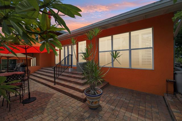 1709 NE 28th Drive, Wilton Manors, FL 33334