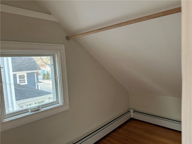 100 Maple Avenue, Barrington, RI 02806