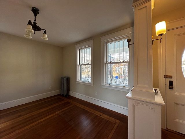 100 Maple Avenue, Barrington, RI 02806