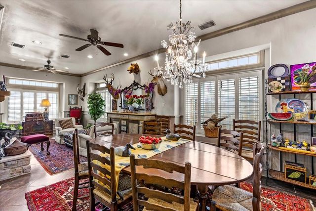 3039 Bayshore Drive, Bacliff, TX 77518