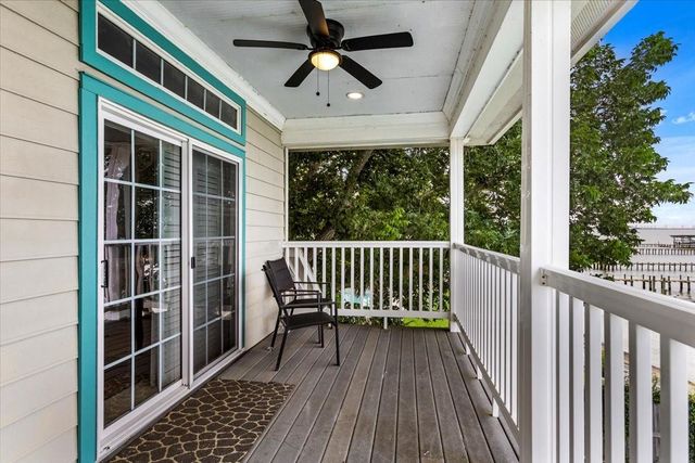 3039 Bayshore Drive, Bacliff, TX 77518