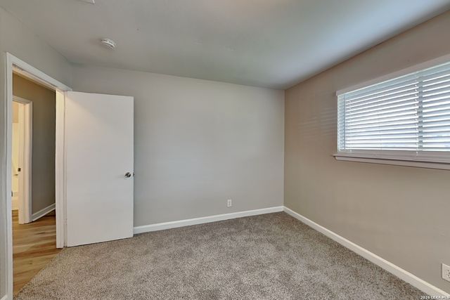 7326 Glen, San Antonio, TX 78239