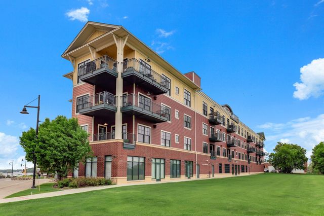 4100 Spring Street 201, Spring Park, MN 55384