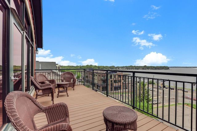 4100 Spring Street 201, Spring Park, MN 55384