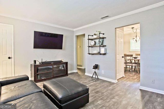 315 Hilderbrand Drive C7, Atlanta, GA 30328