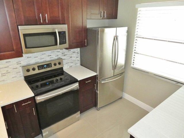 3521 Village Boulevard 103, West Palm Beach, FL 33409