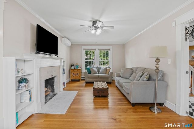 174 Hopkins Place, Longmeadow, MA 01106