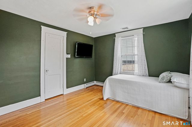 174 Hopkins Place, Longmeadow, MA 01106