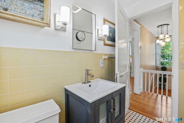174 Hopkins Place, Longmeadow, MA 01106