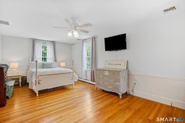 174 Hopkins Place, Longmeadow, MA 01106