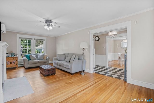 174 Hopkins Place, Longmeadow, MA 01106