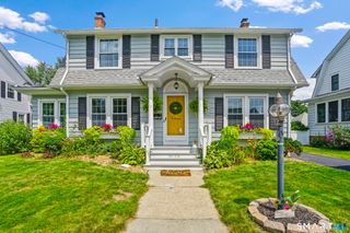 174 Hopkins Place, Longmeadow, MA 01106
