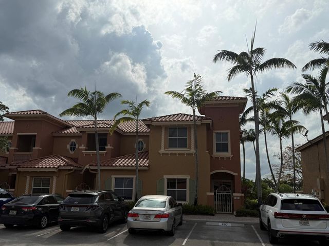1064 SW 144th Avenue 807, Pembroke Pines, FL 33027