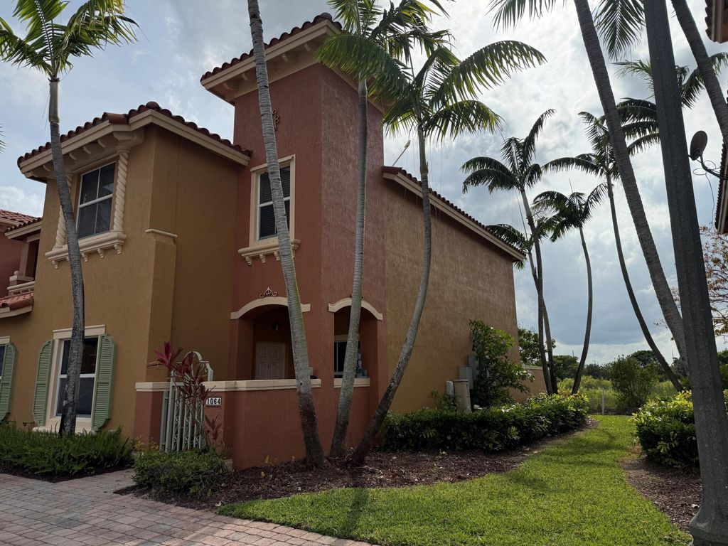 1064 SW 144th Avenue 807, Pembroke Pines, FL 33027
