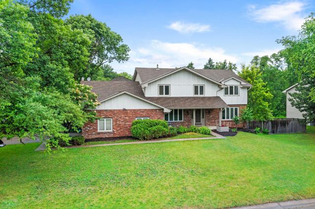 17030 30th Avenue N, Plymouth, MN 55447