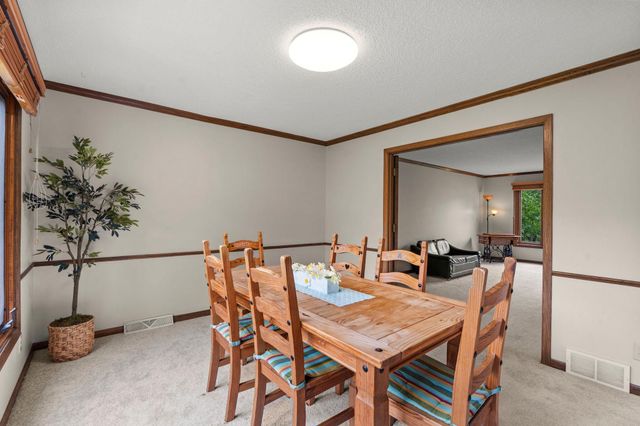 17030 30th Avenue N, Plymouth, MN 55447
