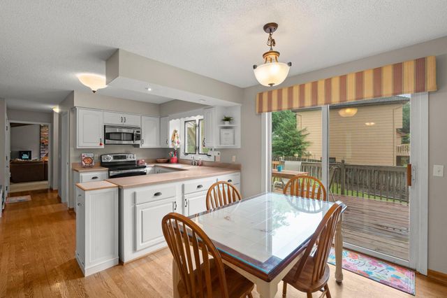17030 30th Avenue N, Plymouth, MN 55447