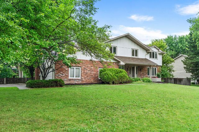 17030 30th Avenue N, Plymouth, MN 55447