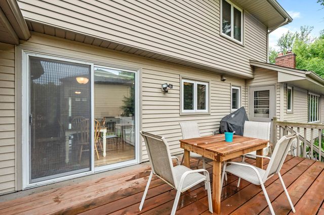 17030 30th Avenue N, Plymouth, MN 55447