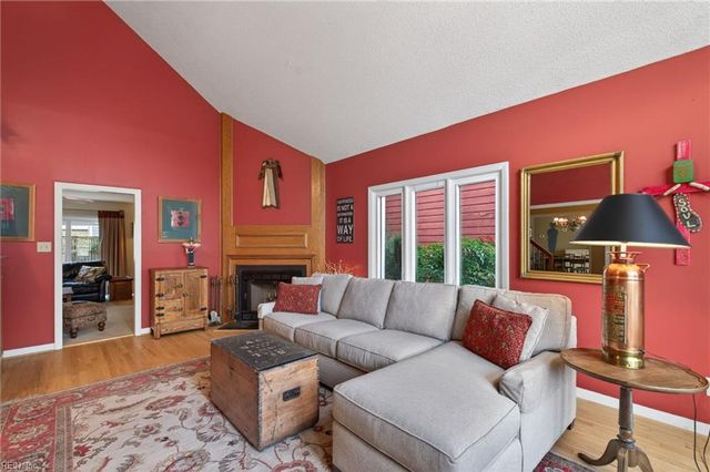 1105 Birdneck Lake DR, Virginia Beach, VA 23451